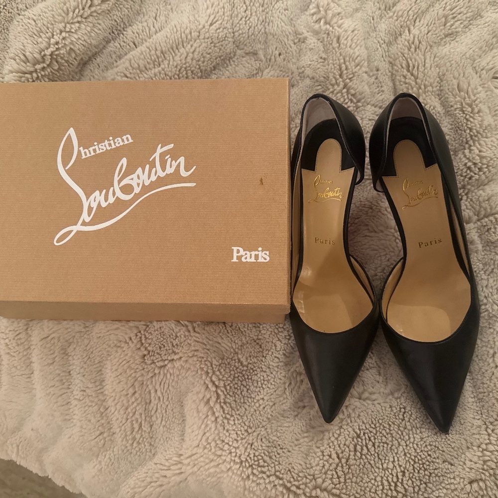 Christian Louboutin Iriza 85 Black Nappa Red Sole Pumps Size 40.5